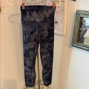 Lululemon align leggings. 25 inch. Size 2